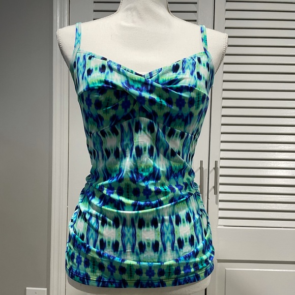 croft & barrow Other - Vibrant Blue & Green Spaghetti Strap Tankini Top
